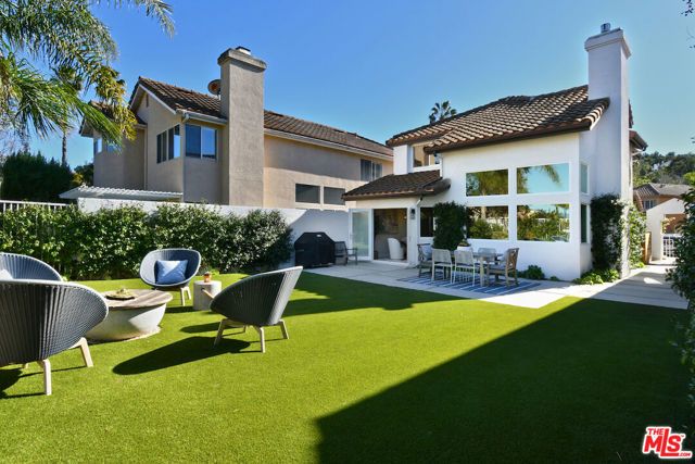 24715 Via Del Llano, Calabasas, CA 91302