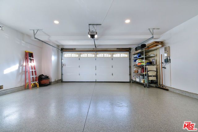 24715 Via Del Llano, Calabasas, CA 91302