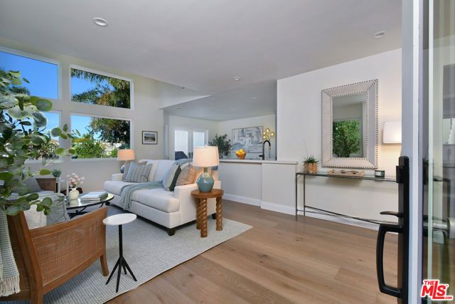 24715 Via Del Llano, Calabasas, CA 91302