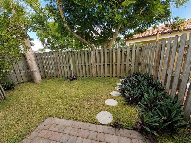 3354 SE 2nd Ct ., Homestead, FL 33033