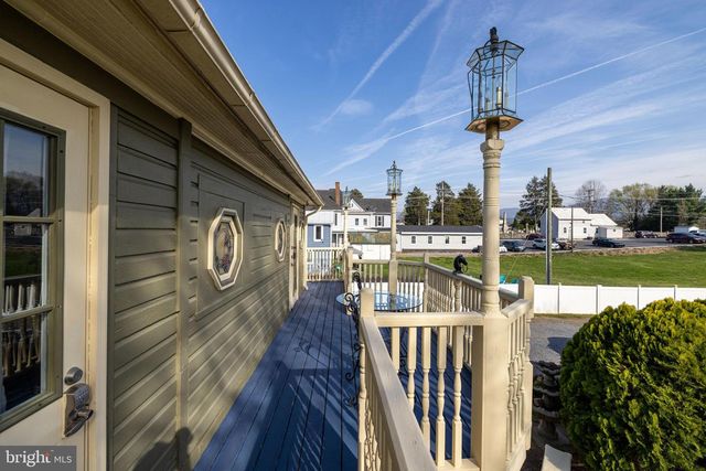 138 E MAIN ST, Luray, VA 22835