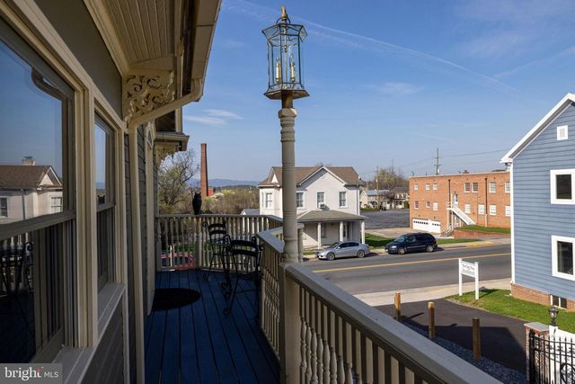 138 E MAIN ST, Luray, VA 22835