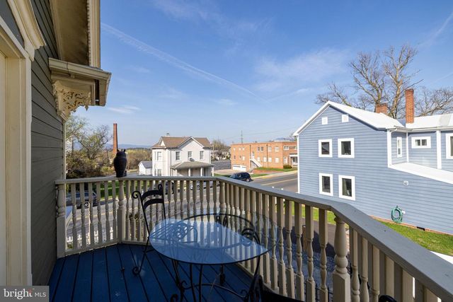 138 E MAIN ST, Luray, VA 22835