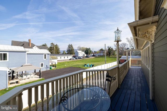 138 E MAIN ST, Luray, VA 22835