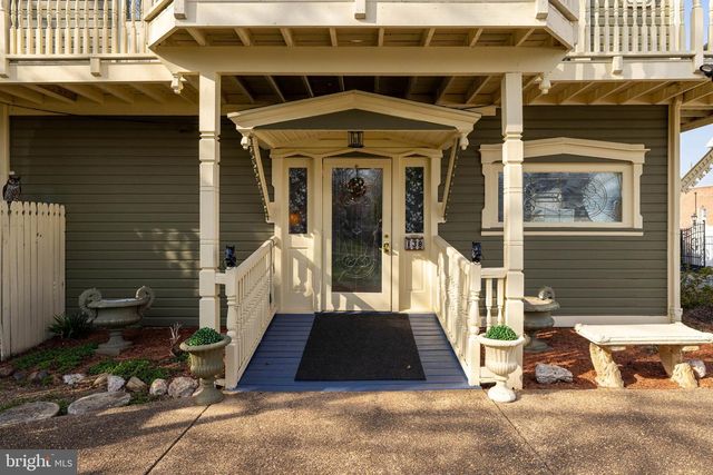 138 E MAIN ST, Luray, VA 22835