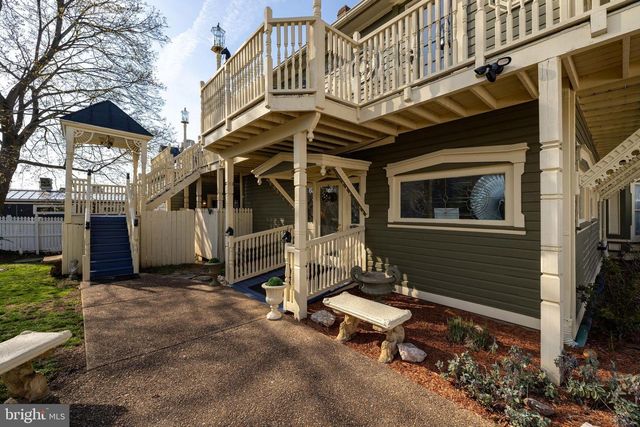 138 E MAIN ST, Luray, VA 22835
