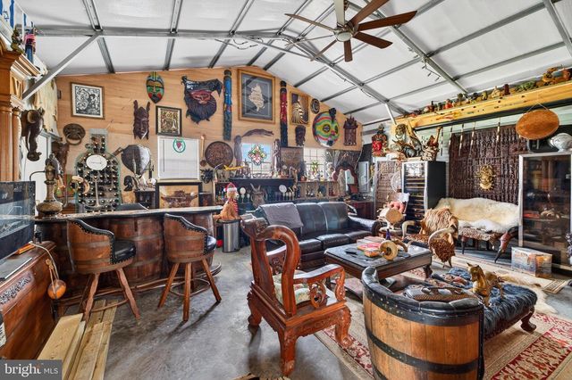 138 E MAIN ST, Luray, VA 22835