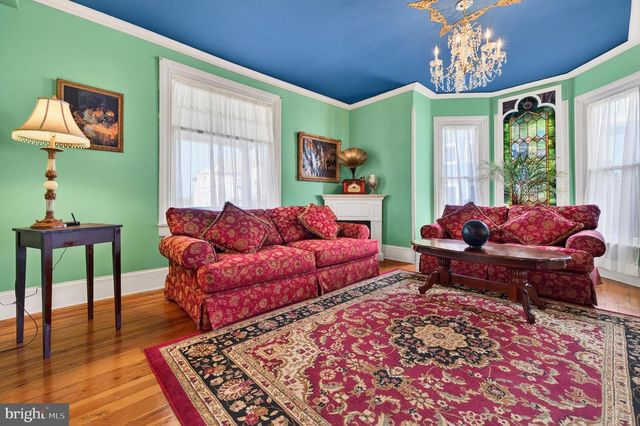 138 E MAIN ST, Luray, VA 22835