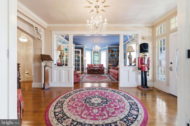 138 E MAIN ST, Luray, VA 22835