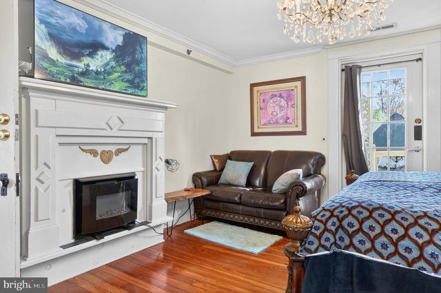 138 E MAIN ST, Luray, VA 22835