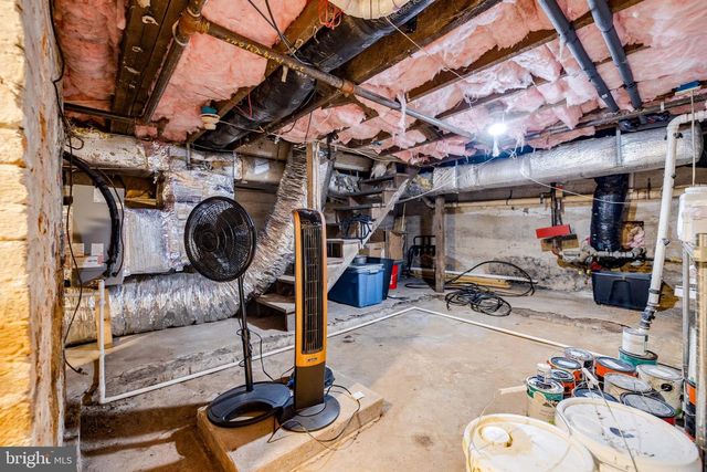 138 E MAIN ST, Luray, VA 22835