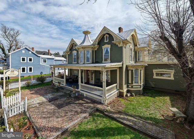 138 E MAIN ST, Luray, VA 22835