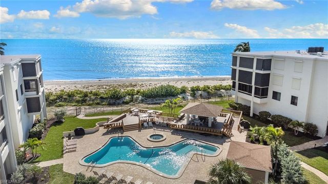 2777 W Gulf DR 104, Sanibel, FL 33957