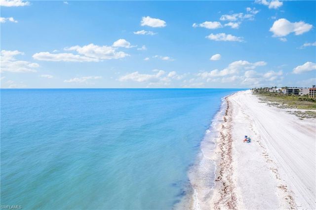 2777 W Gulf DR 104, Sanibel, FL 33957