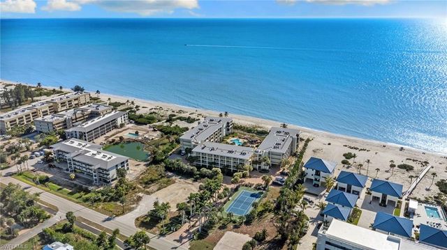 2777 W Gulf DR 104, Sanibel, FL 33957