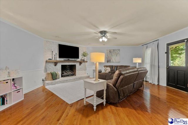 2439 S Hallmark Dr., Florence, SC 29505