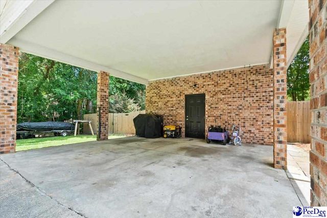 2439 S Hallmark Dr., Florence, SC 29505
