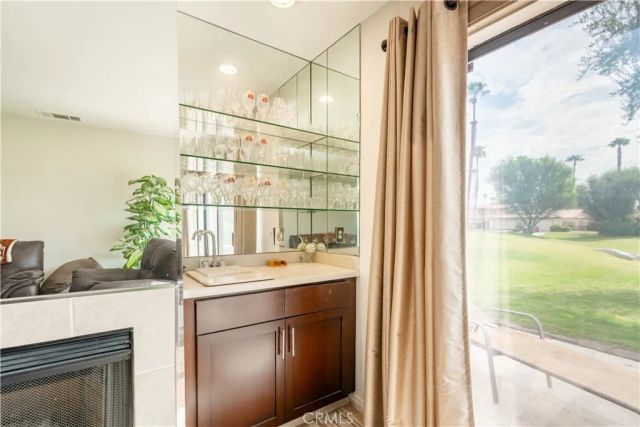 314 Lakewood, Palm Desert, CA 92260