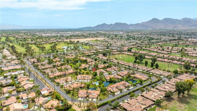 314 Lakewood, Palm Desert, CA 92260