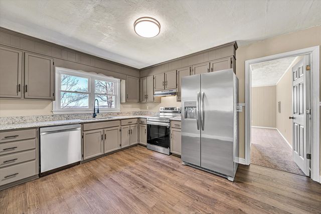 3160 SAWMILL RD, Ferrum, VA 24088