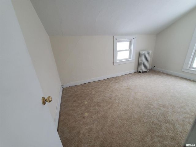 2760 12TH Street, Rock Island, IL 61201