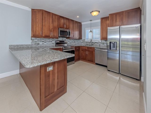 2616 HIDDEN LAKE DRIVE N A, Sarasota, FL 34237