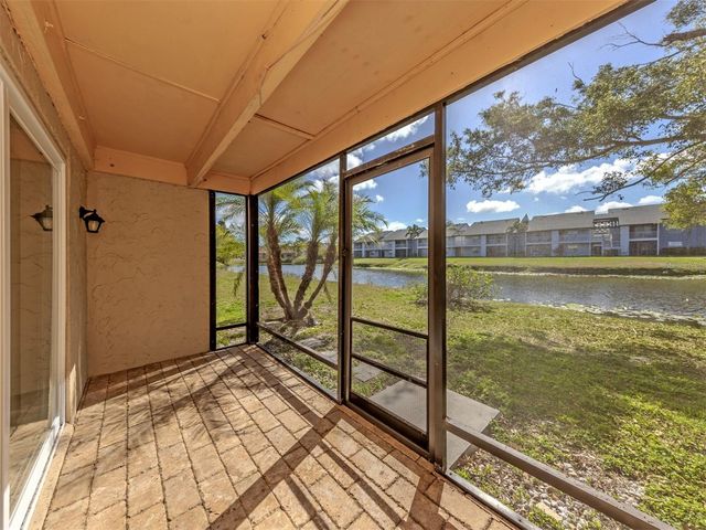 2616 HIDDEN LAKE DRIVE N A, Sarasota, FL 34237