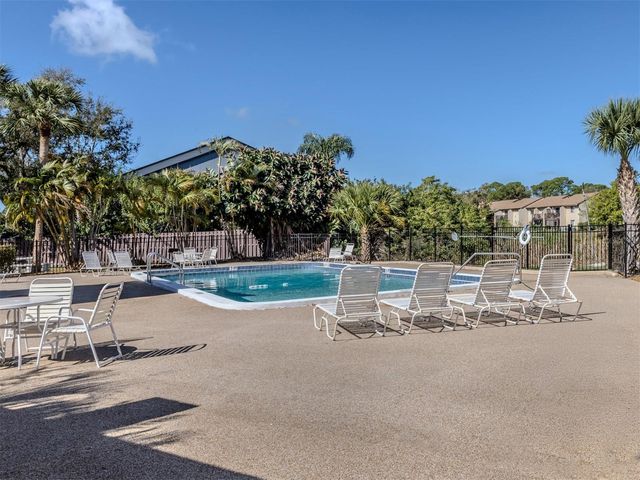 2616 HIDDEN LAKE DRIVE N A, Sarasota, FL 34237