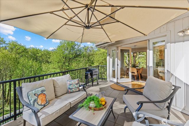 13032 204th Place SE, Issaquah, WA 98027