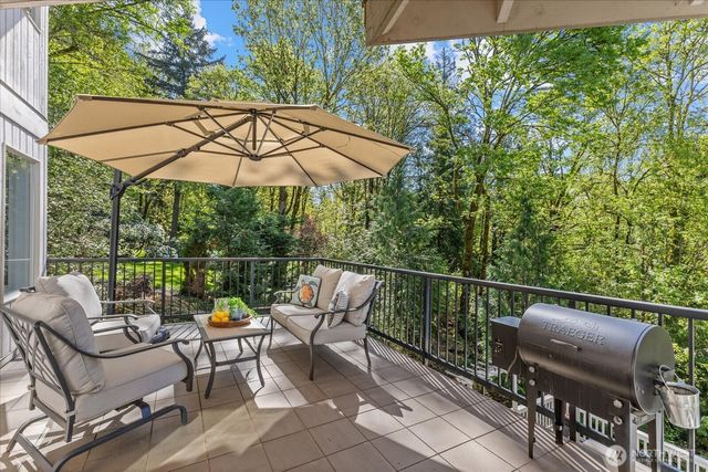 13032 204th Place SE, Issaquah, WA 98027