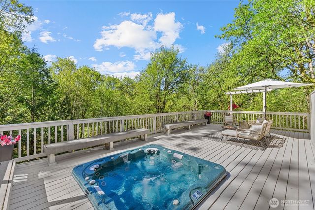 13032 204th Place SE, Issaquah, WA 98027