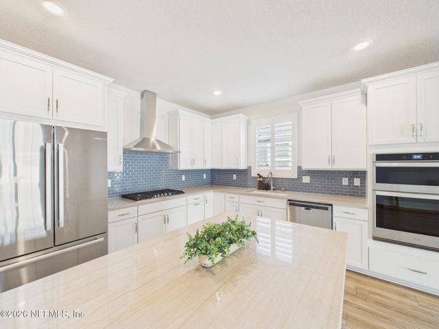 312 SALT MEADOW Loop, Yulee, FL 32097