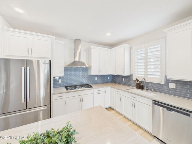 312 SALT MEADOW Loop, Yulee, FL 32097