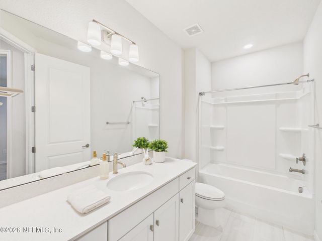 312 SALT MEADOW Loop, Yulee, FL 32097