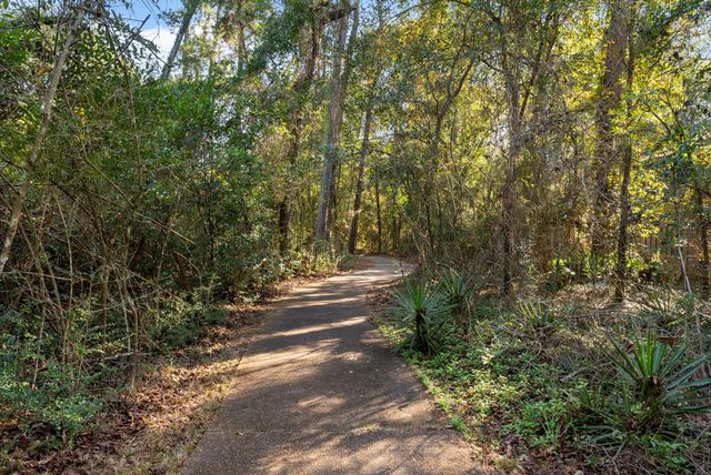 2344 W Settlers Way, The Woodlands, TX 77380