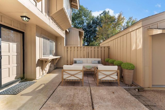 2344 W Settlers Way, The Woodlands, TX 77380