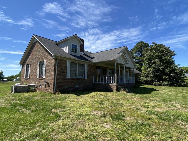 312 Corbin St, Summertown, TN 38483