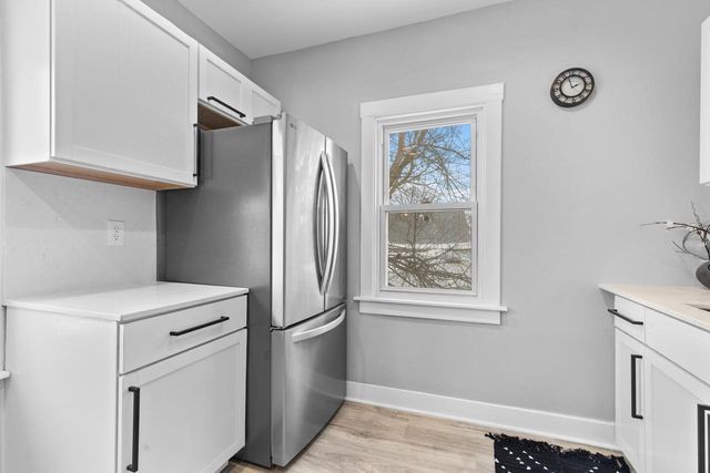 120 4th STREET, Waukesha, WI 53188