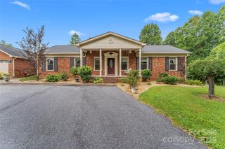 2423 Warrior Fork Trail, Morganton, NC 28655