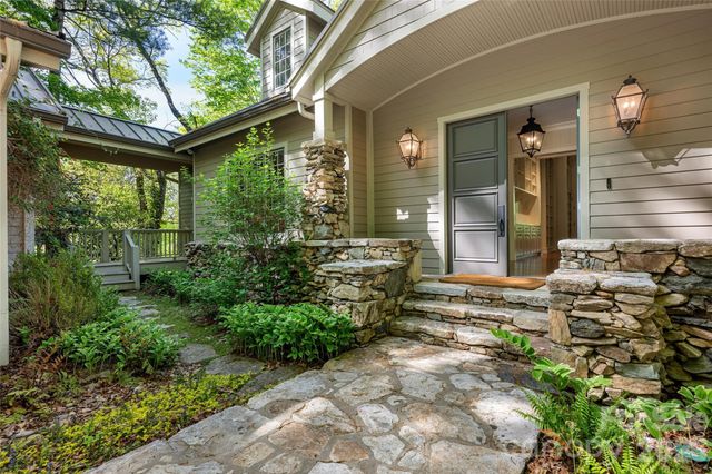 1957 & 1923 Cold Mountain Road, Lake Toxaway, NC 28747