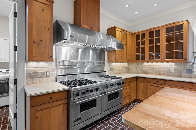 1957 & 1923 Cold Mountain Road, Lake Toxaway, NC 28747