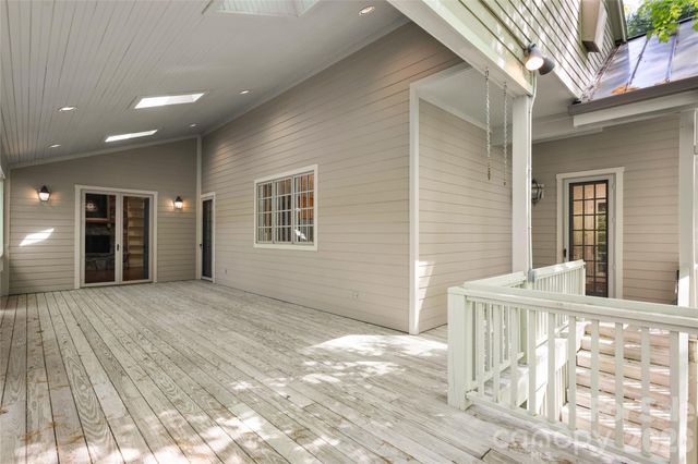 1957 & 1923 Cold Mountain Road, Lake Toxaway, NC 28747