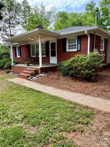 2217 Dale Avenue, Lincolnton, NC 28092