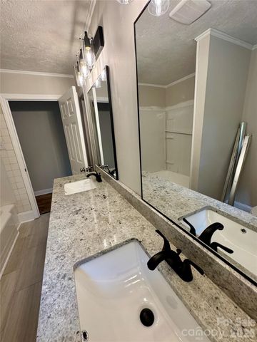 2217 Dale Avenue, Lincolnton, NC 28092