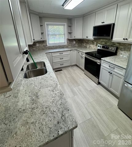 2217 Dale Avenue, Lincolnton, NC 28092