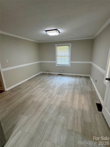 2217 Dale Avenue, Lincolnton, NC 28092