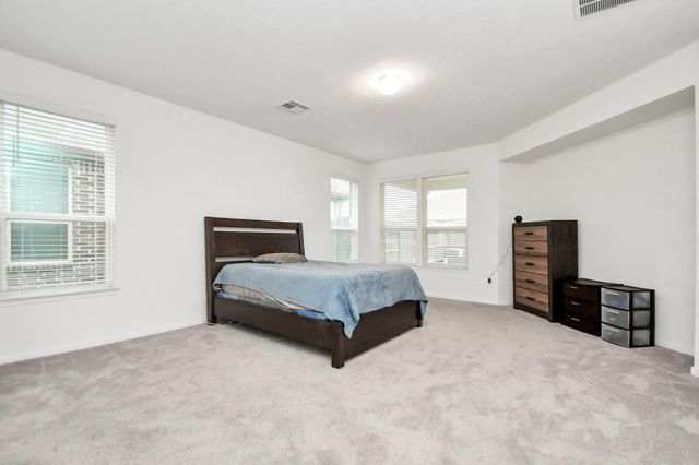 2030 Domeniko Drive, Fresno, TX 77545