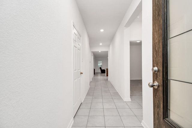 2030 Domeniko Drive, Fresno, TX 77545