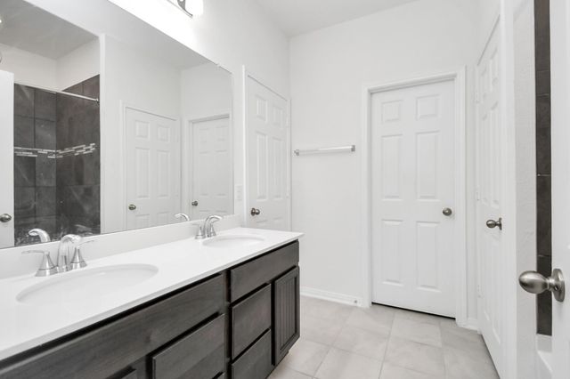 2030 Domeniko Drive, Fresno, TX 77545