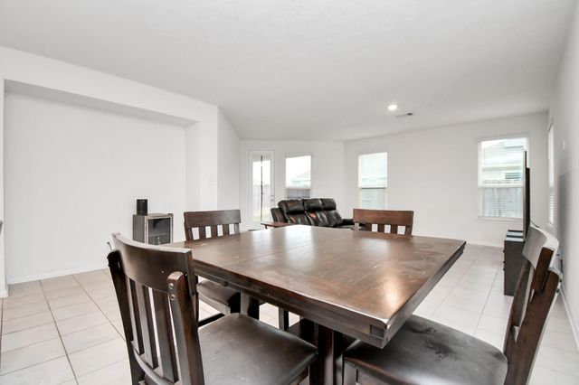 2030 Domeniko Drive, Fresno, TX 77545